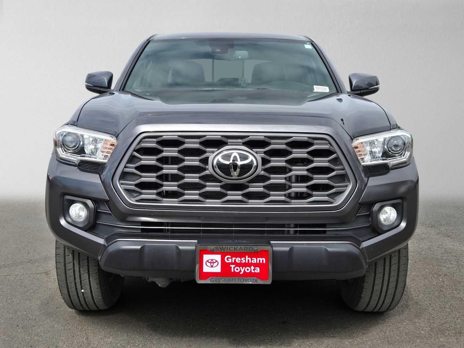 Used 2022 Toyota Tacoma TRD Off-Road w/ Technology Package AWD/4WD image 10