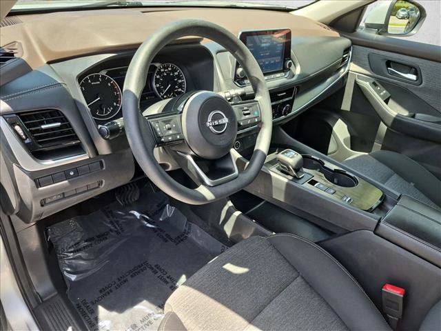 Used 2022 Nissan Rogue SV FWD image 10
