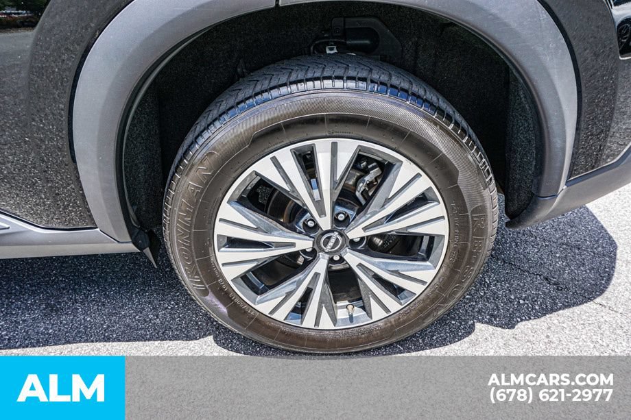 Used 2023 Nissan Rogue SV AWD/4WD image 16
