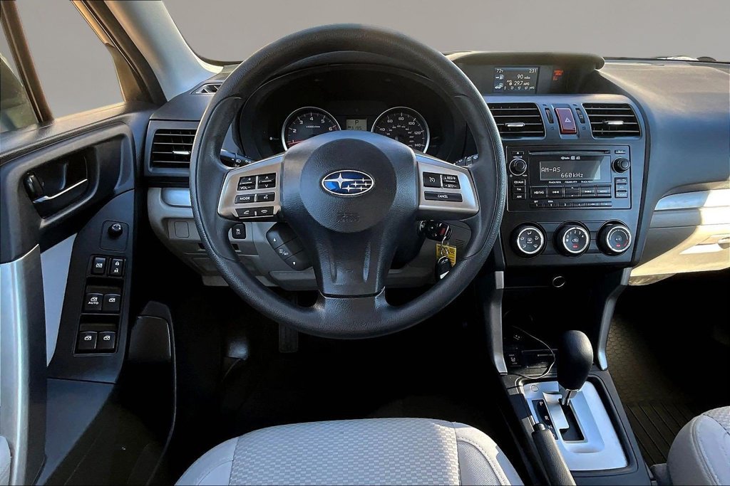 Used 2015 Subaru Forester 2.5i Premium w/ All-Weather Package AWD/4WD image 8