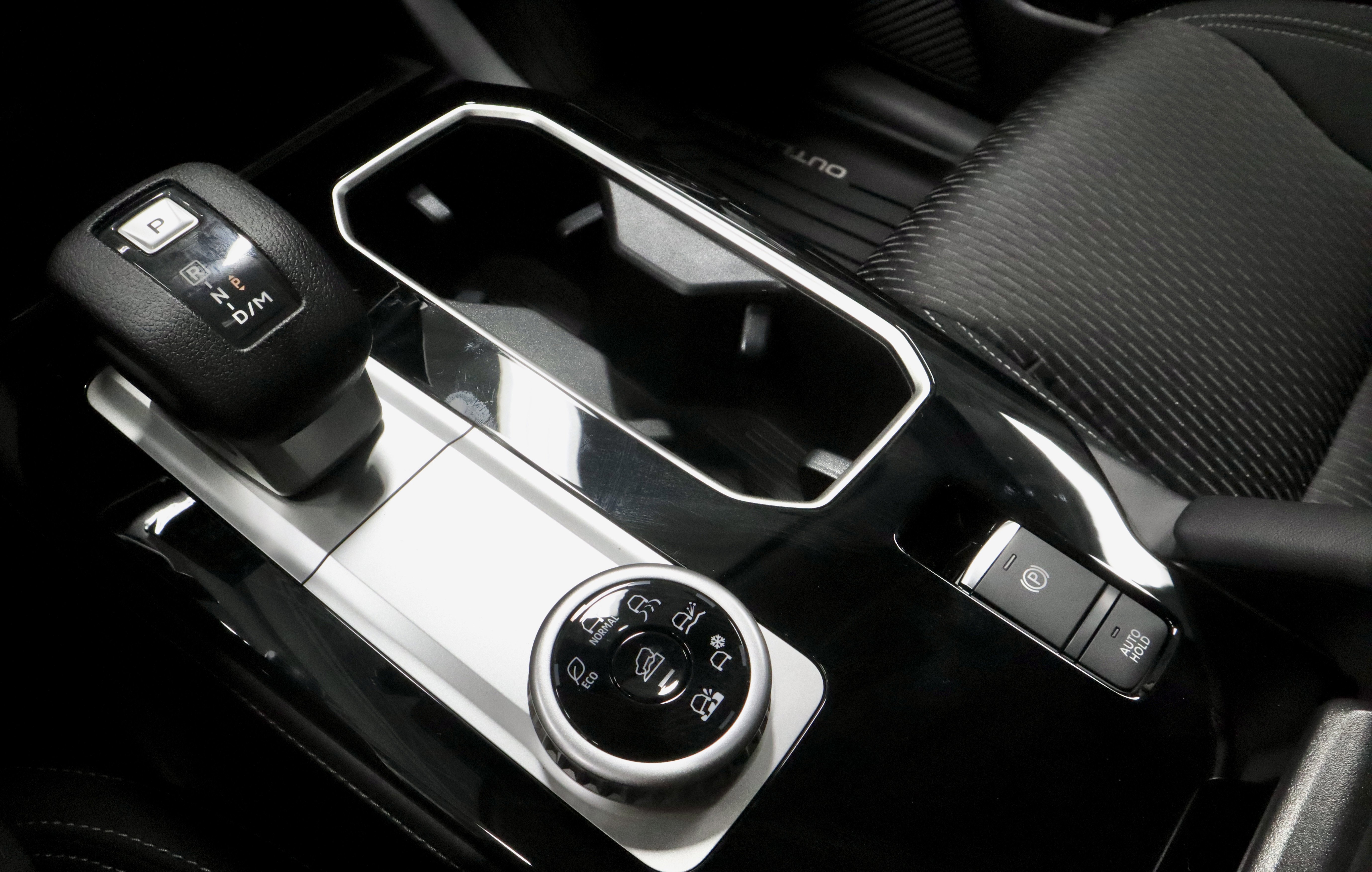 New 2026 Mitsubishi Outlander ES image 26