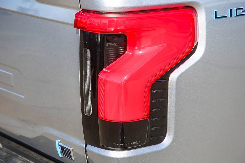 New 2025 Ford F150 Lightning XLT AWD/4WD image 10
