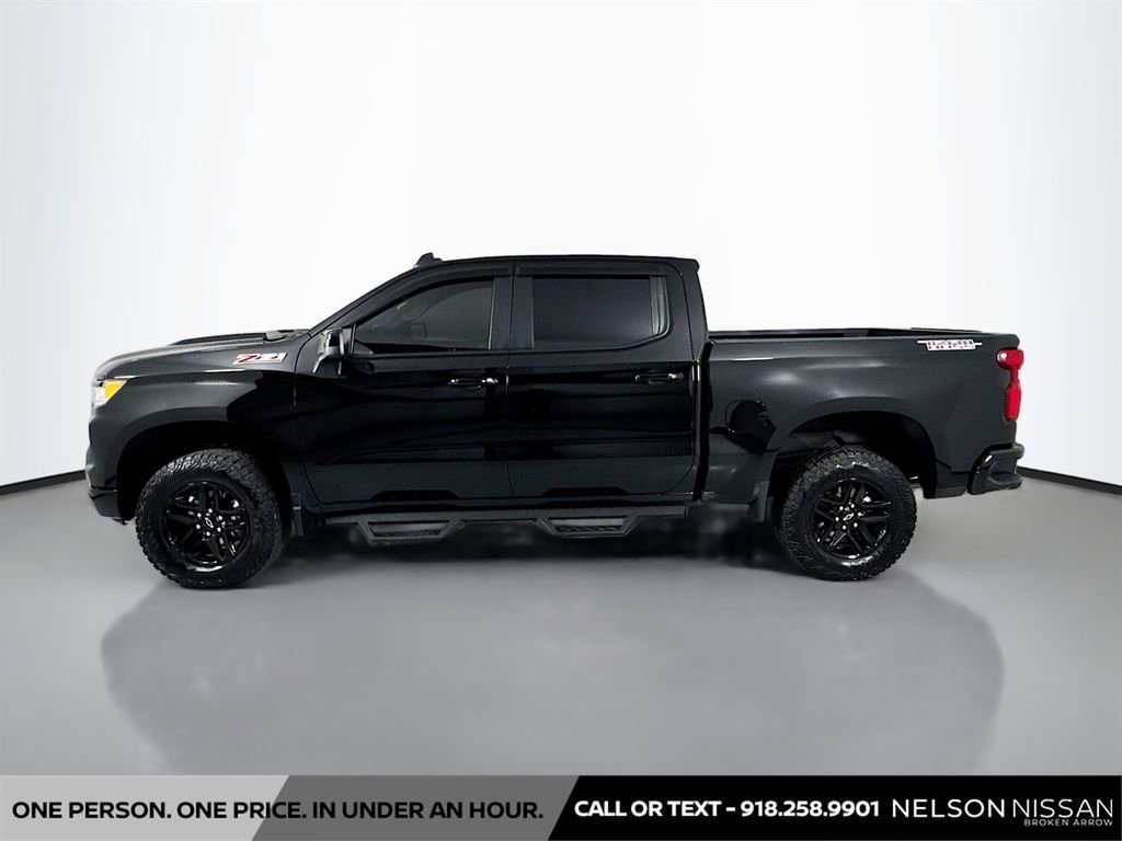 Used 2024 Chevrolet Silverado 1500 LT Trail Boss w/ Protection Package AWD/4WD image 8