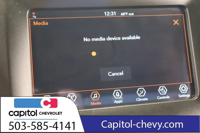 Used 2019 Jeep Cherokee Latitude Plus w/ Cold Weather Group FWD image 25