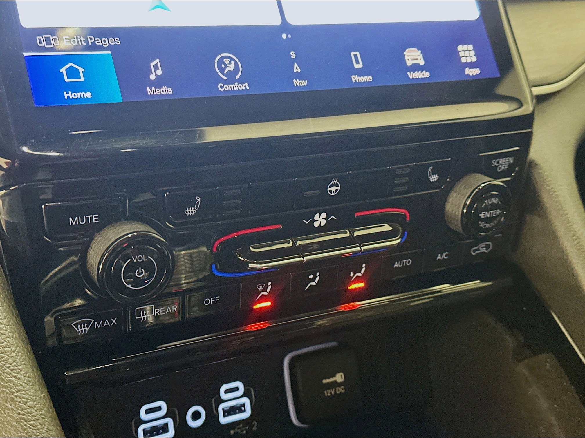 Used 2023 Jeep Grand Cherokee L Limited w/ Black Appearance Package image 24