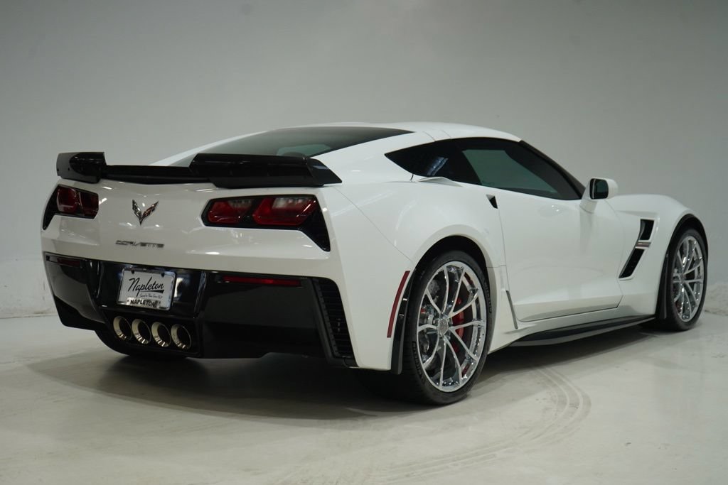 Used 2018 Chevrolet Corvette Grand Sport RWD image 17