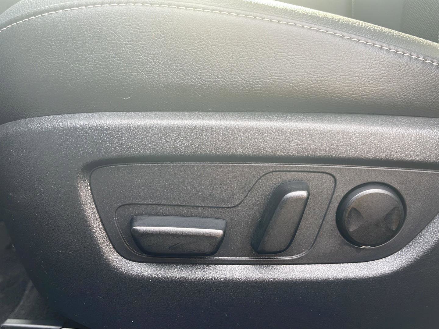 Used 2025 MAZDA CX-50 AWD 2.5 S w/ Premium Package image 20