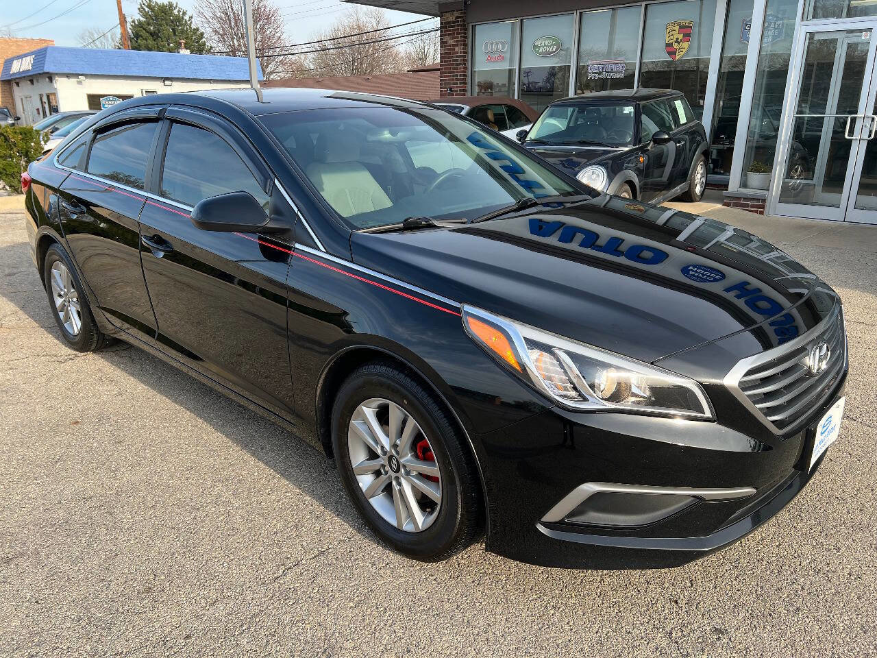 Used 2017 Hyundai Sonata ECO image 4