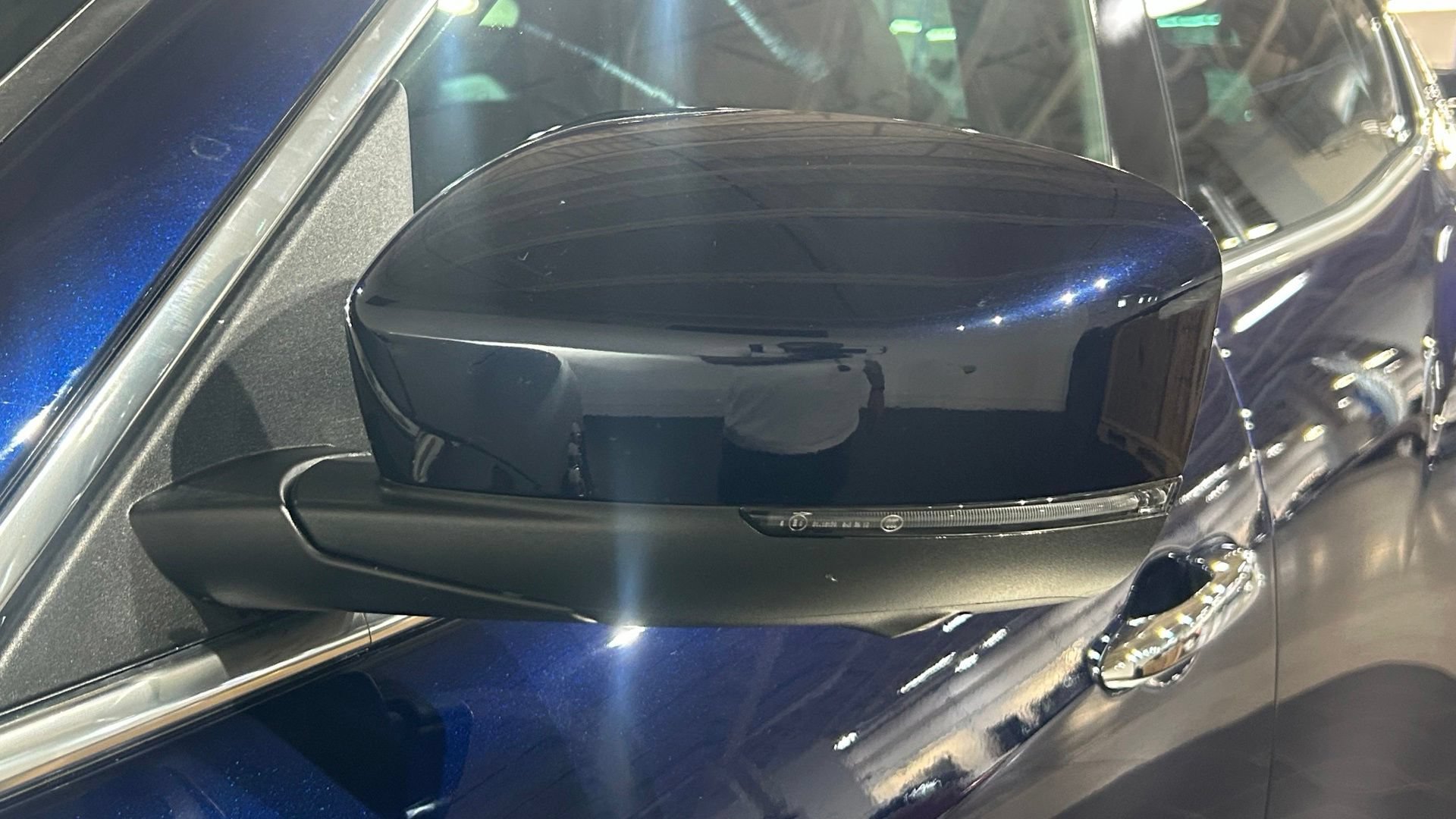 Used 2019 Maserati Levante GranLusso AWD/4WD image 19