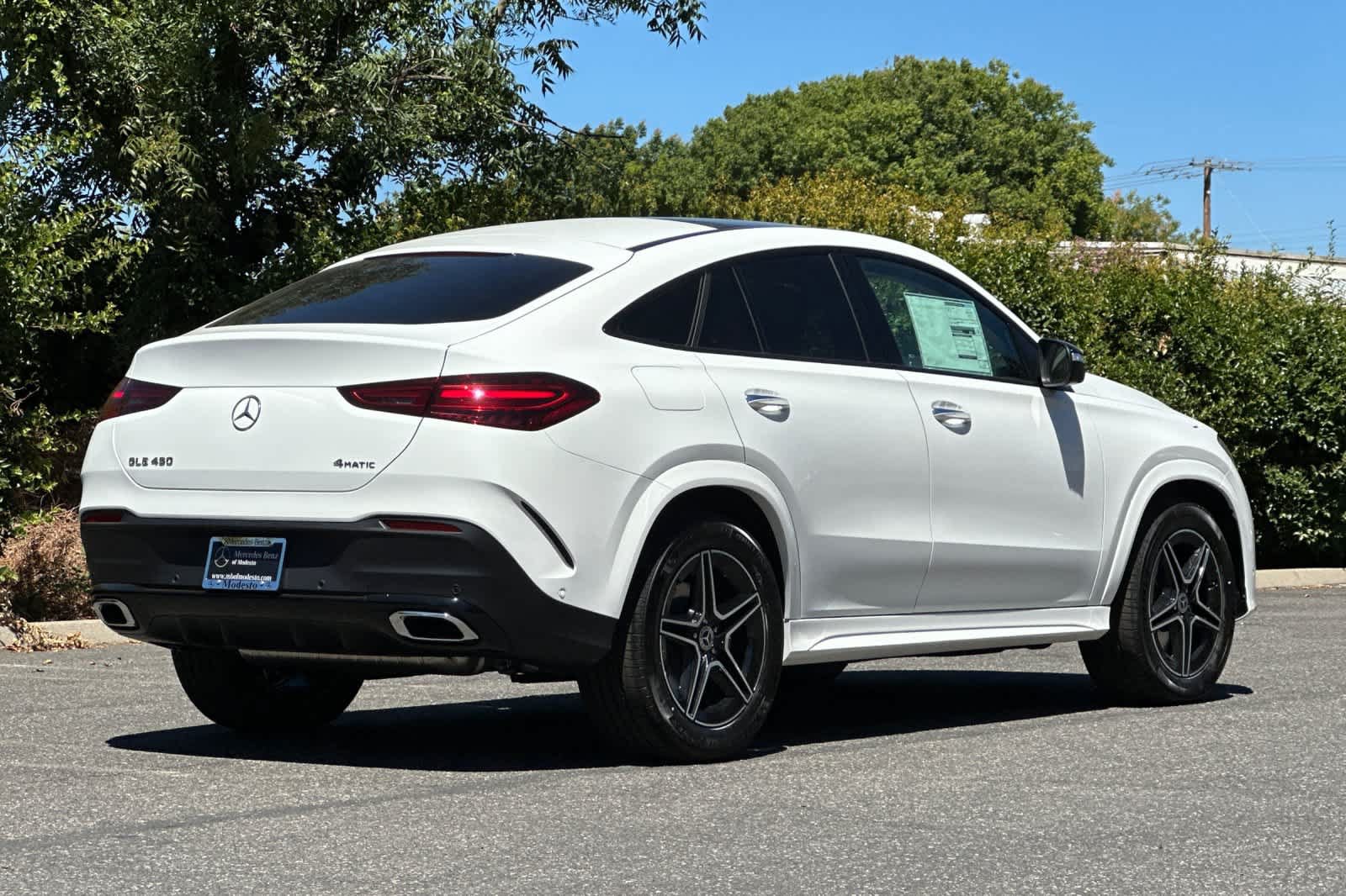 New 2026 Mercedes-Benz GLE 450 4MATIC Coupe image 3