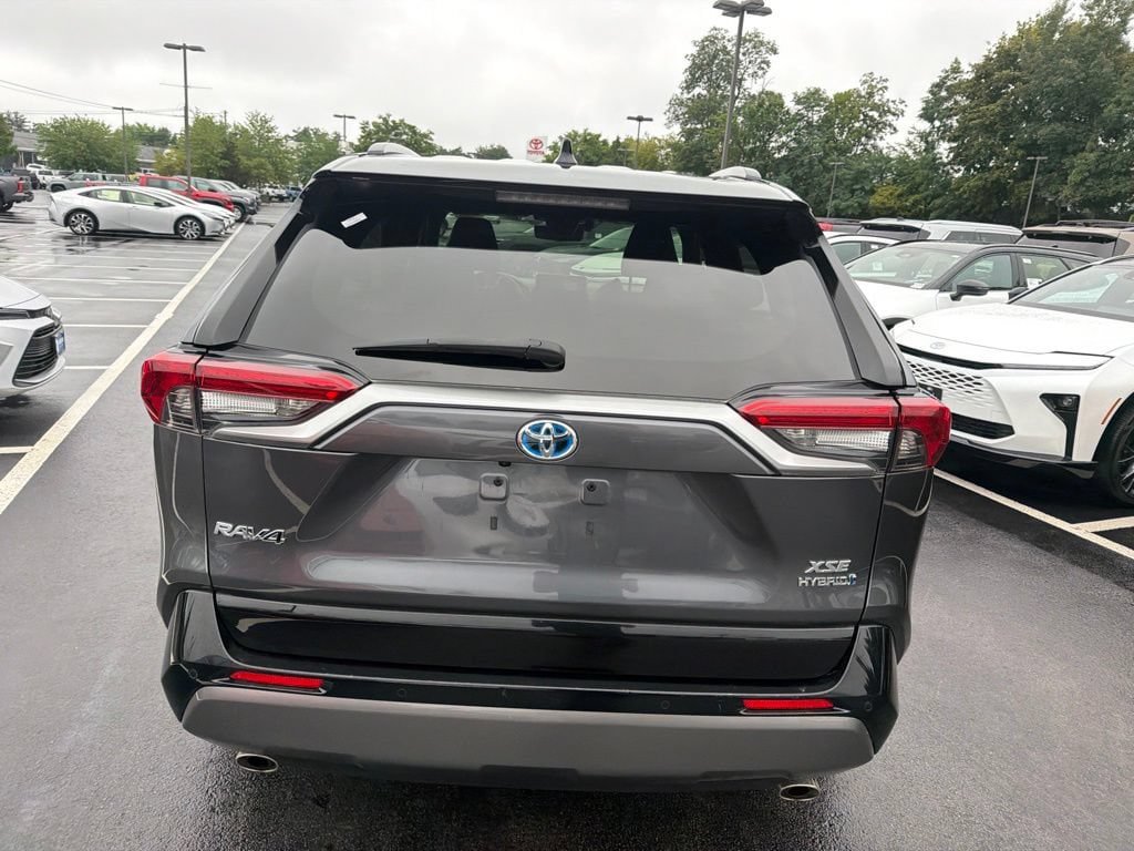 Used 2020 Toyota RAV4 XSE AWD/4WD image 7