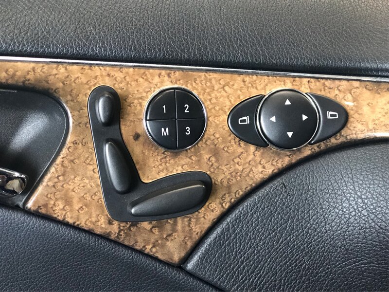 Used 2008 Mercedes-Benz E 350 Sedan image 19