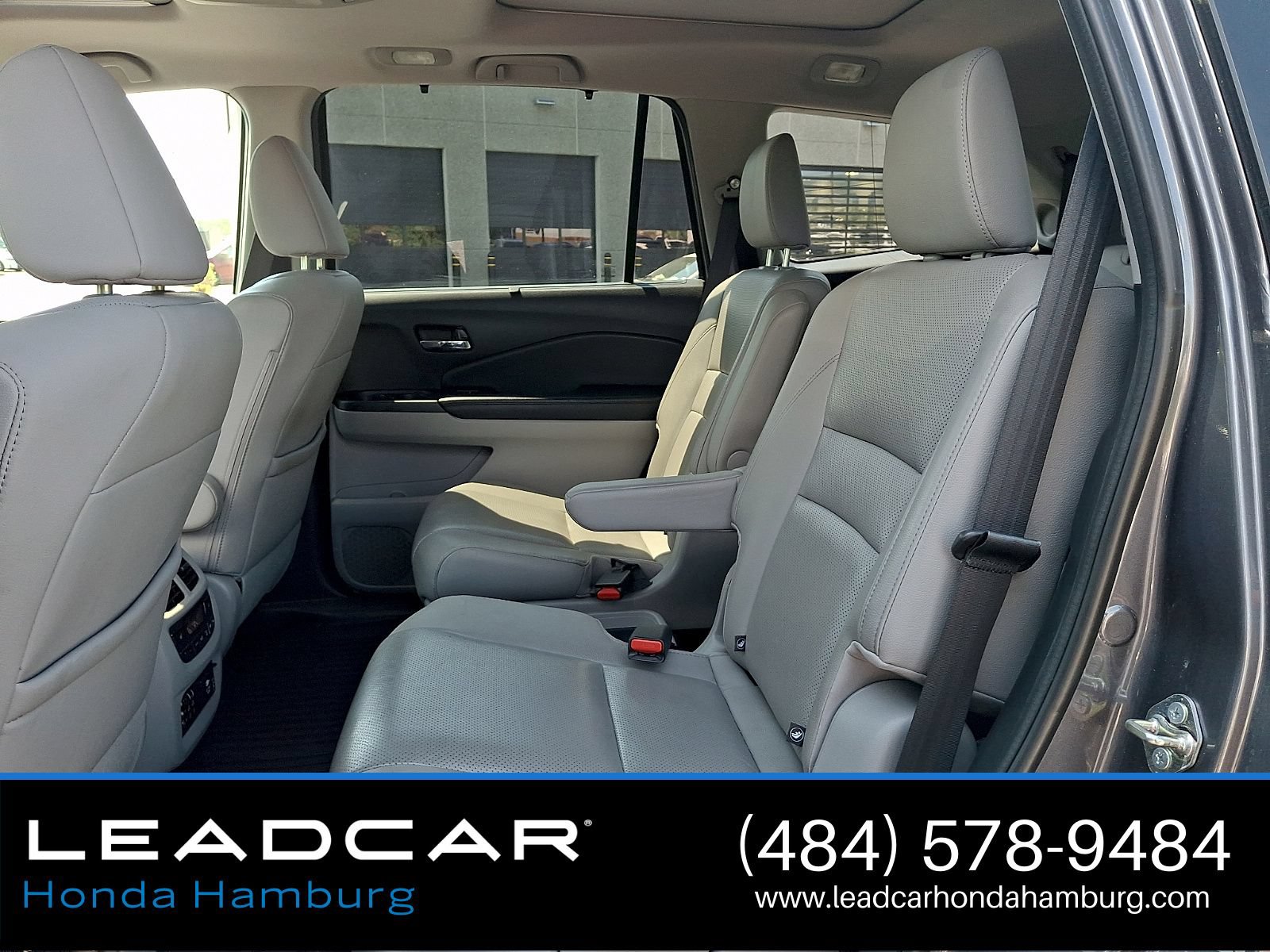 Used 2016 Honda Pilot Elite image 11