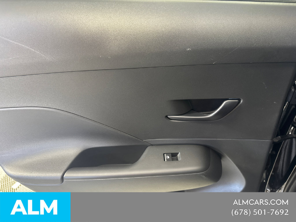 Used 2025 Hyundai Kona SEL FWD image 23