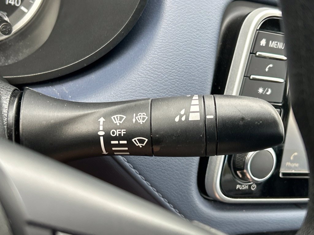 Used 2024 Nissan Versa SV FWD image 28