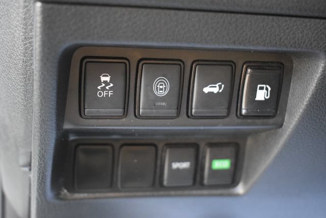 Used 2019 Nissan Rogue SV FWD image 24