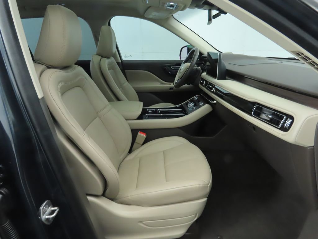 Used 2022 Lincoln Aviator Reserve w/ Equipment Group 201A image 21