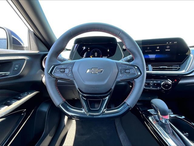 New 2026 Chevrolet Trax RS w/ Sunroof Package FWD image 16