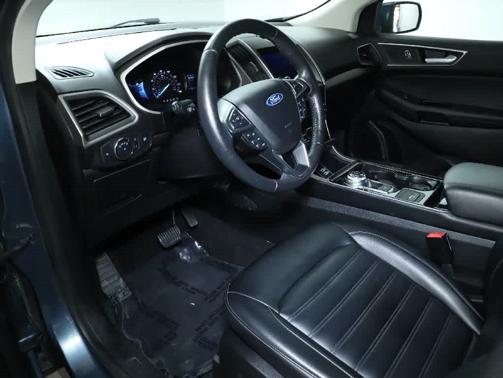 Used 2019 Ford Edge SEL w/ Equipment Group 201A AWD/4WD image 17