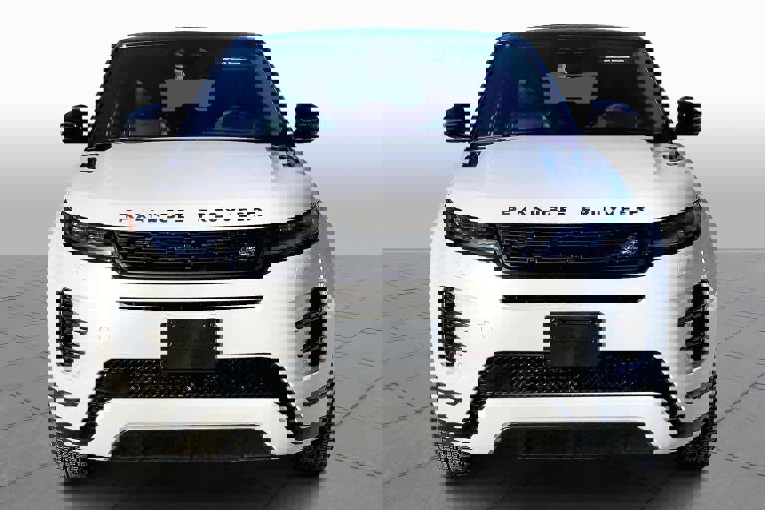 Used 2026 Land Rover Range Rover Evoque Dynamic SE image 3