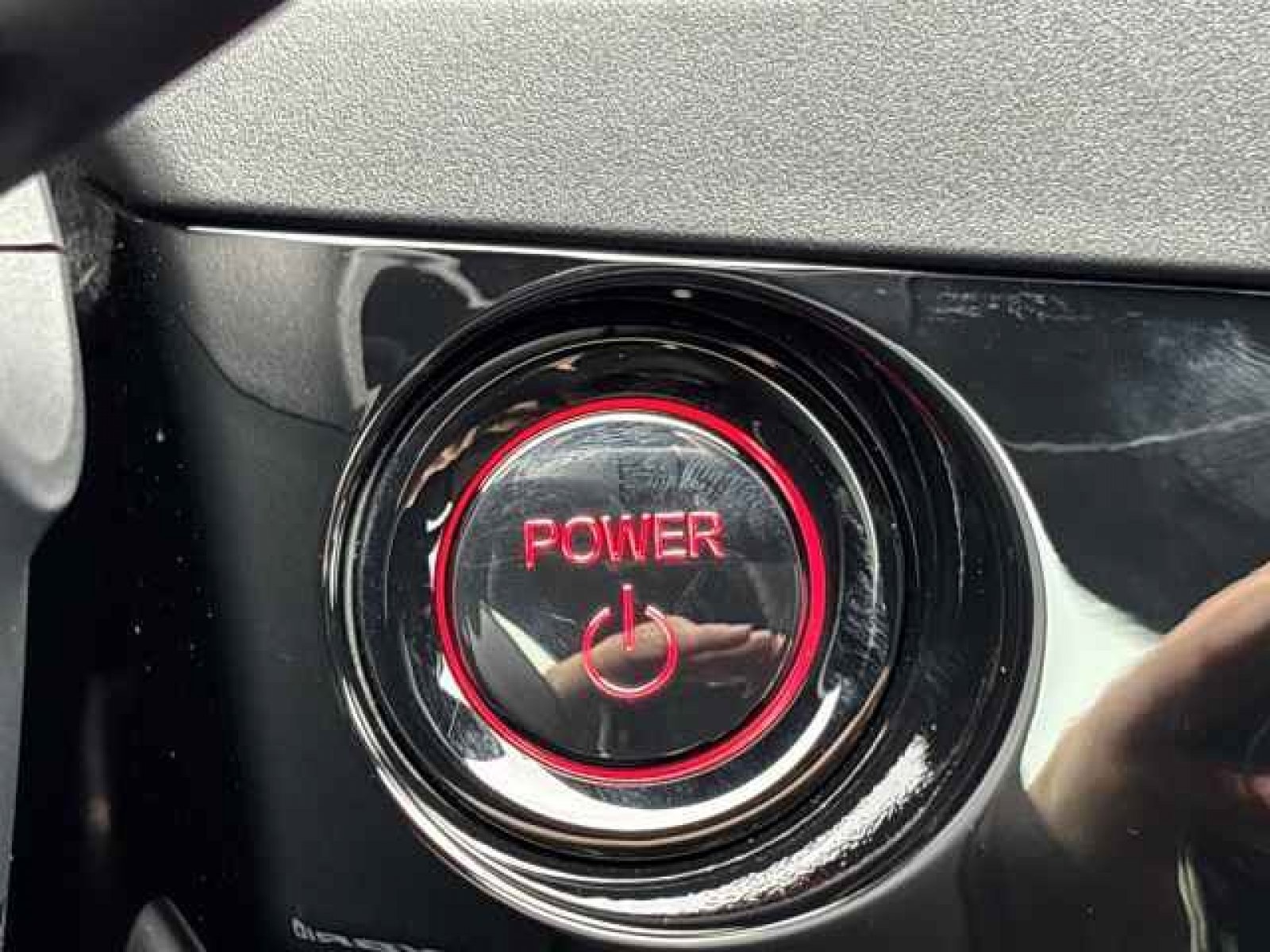 Certified 2025 Honda Accord Sport image 15