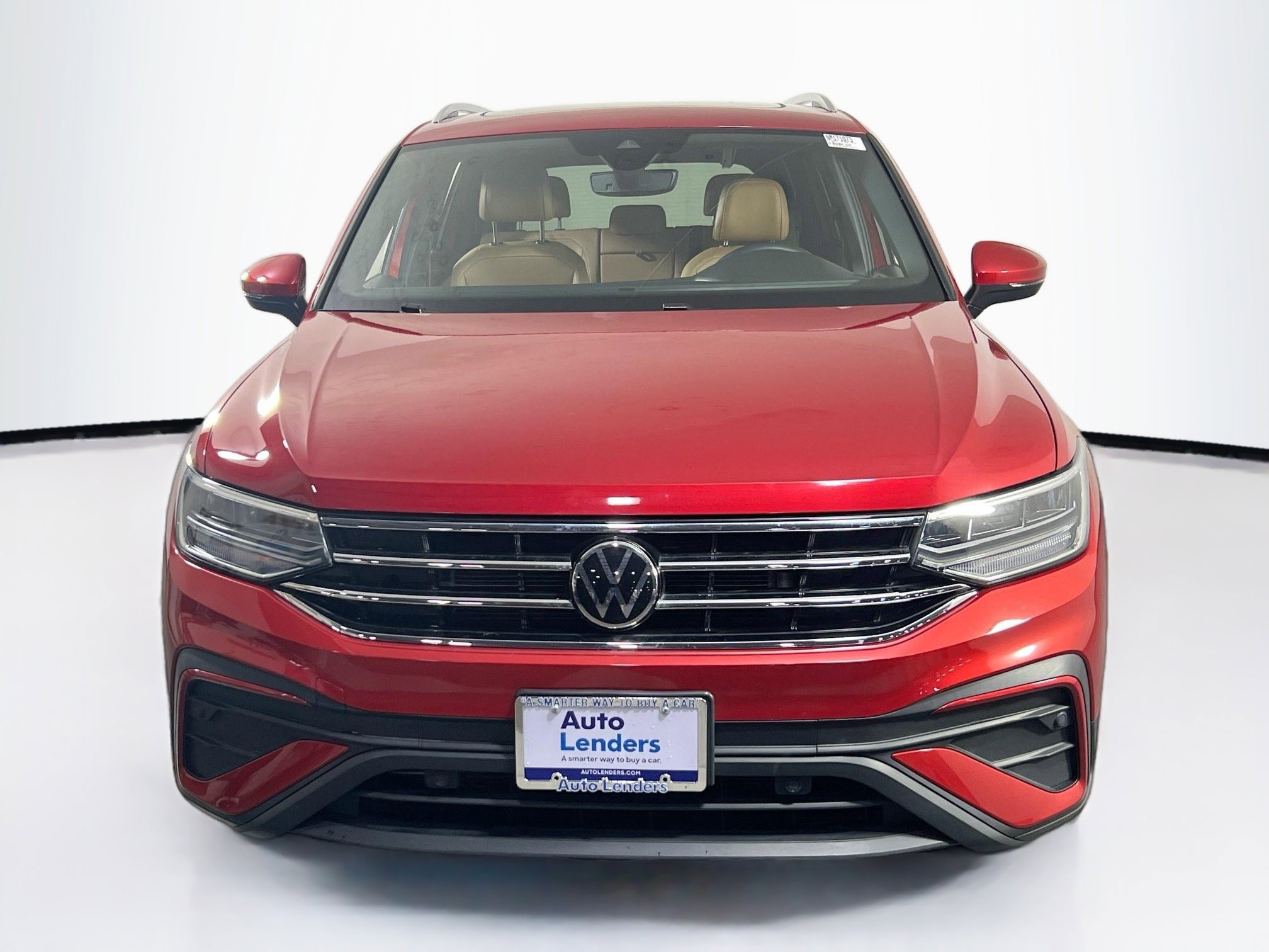 Used 2022 Volkswagen Tiguan SE AWD/4WD image 2