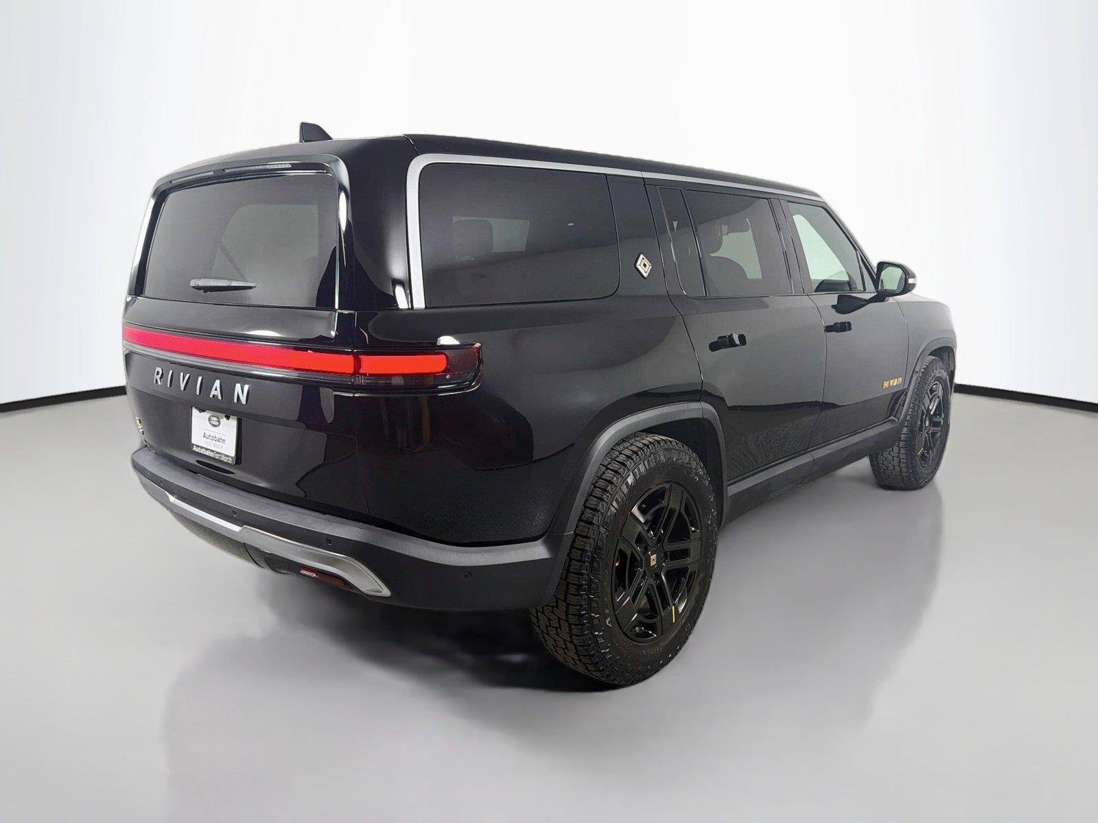 Used 2023 Rivian R1S Adventure Quad AWD/4WD image 5