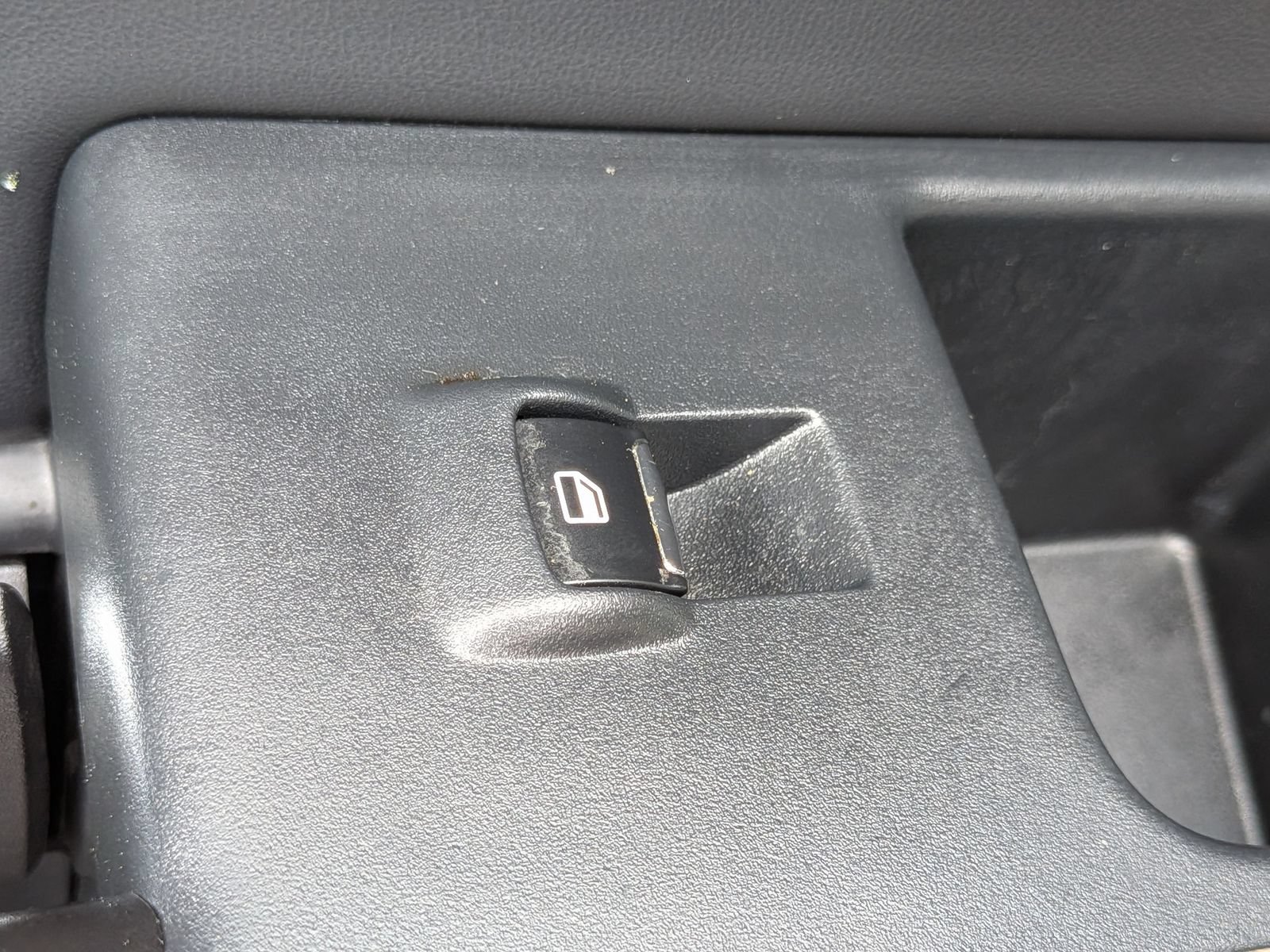 Used 2024 Ford Expedition Limited RWD image 30