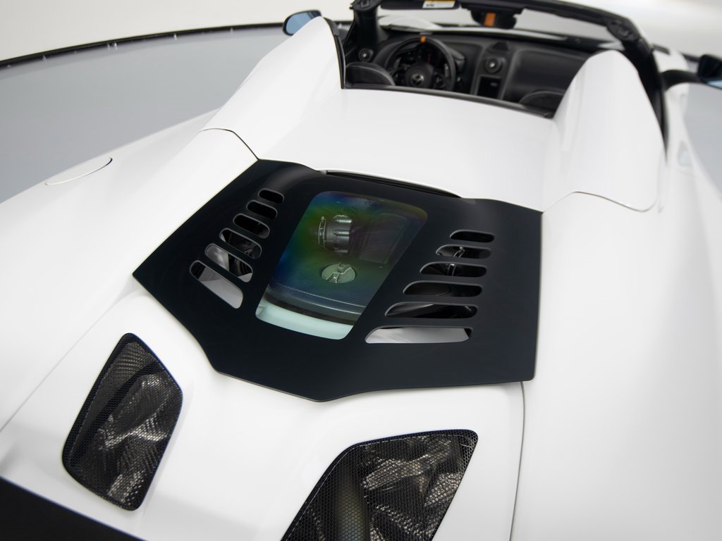 Used 2016 McLaren 675LT Spider image 47