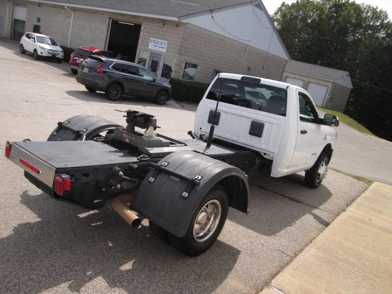 Used 2022 RAM 3500 Tradesman image 4