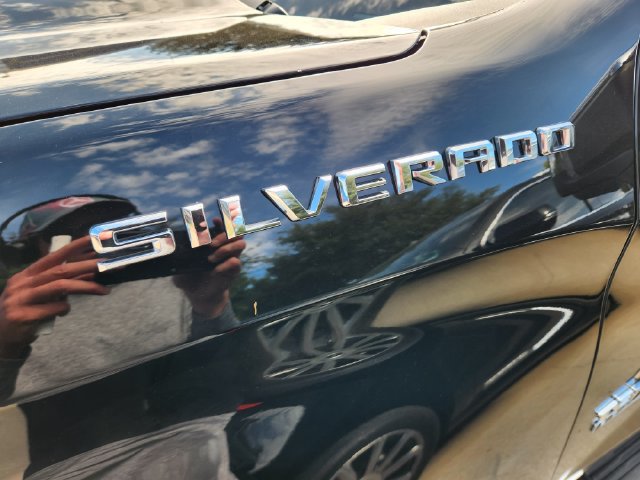 Used 2025 Chevrolet Silverado 1500 LTZ w/ LTZ Premium Texas Edition AWD/4WD image 10