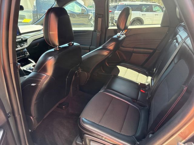 Certified 2024 Ford Escape ST-Line AWD/4WD image 11