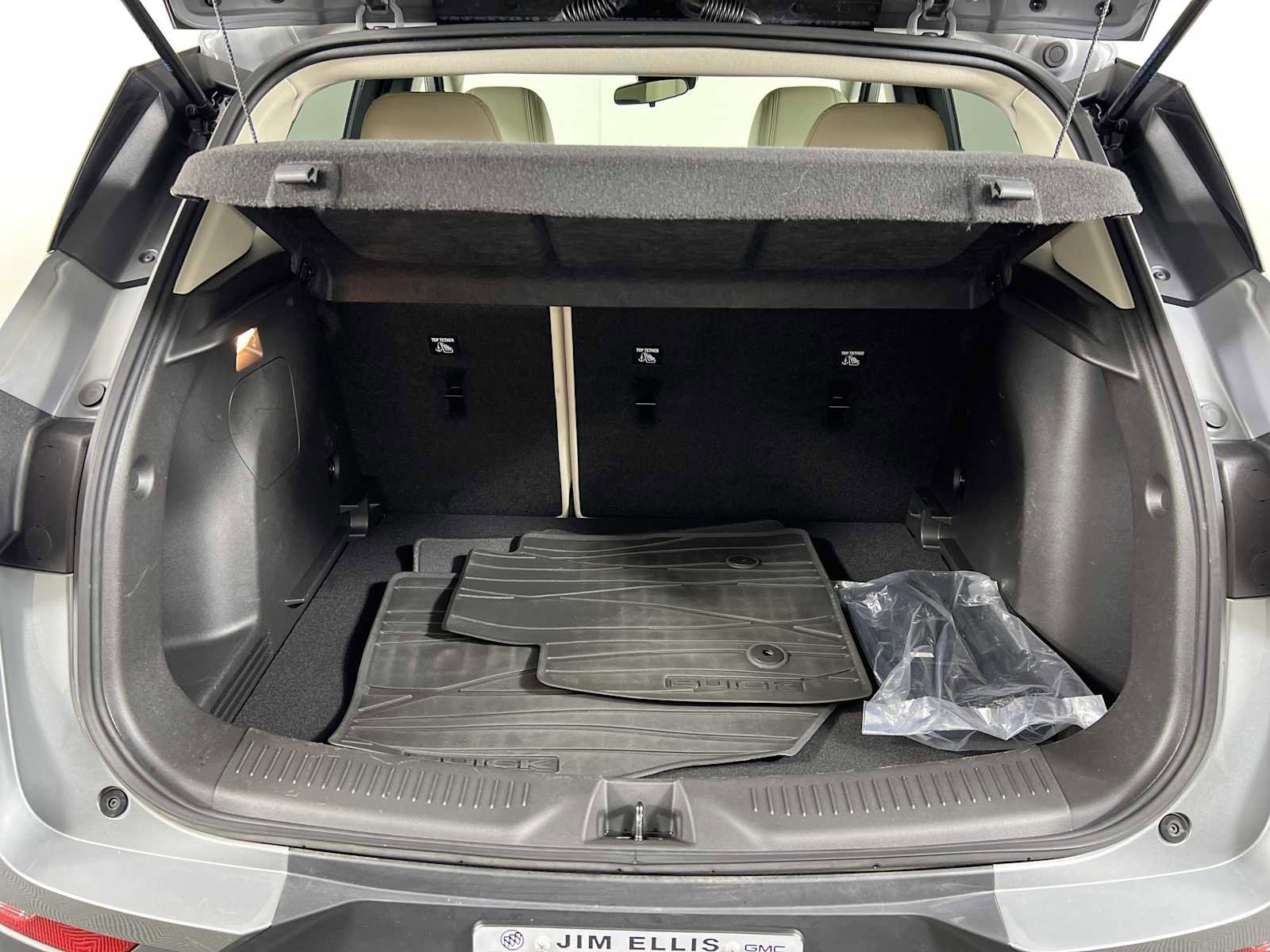 Used 2023 Buick Encore GX Preferred w/ Cold Weather Comfort Package image 18