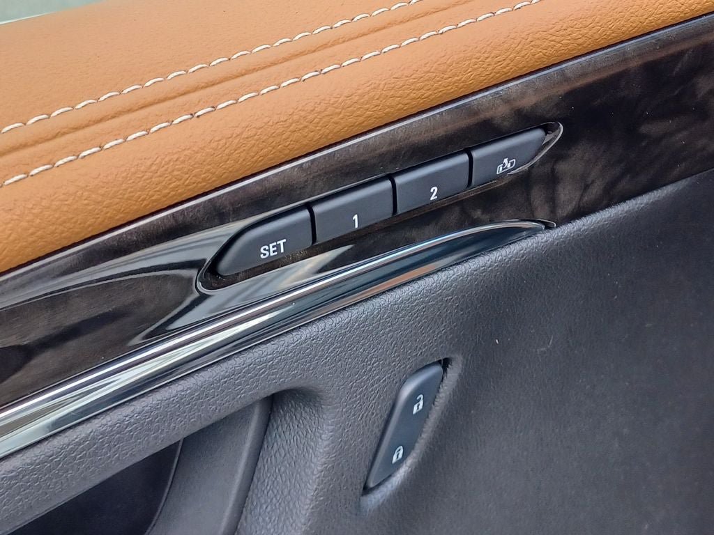 Used 2016 Chevrolet Impala LTZ w/ Enhanced Convenience Package FWD image 14