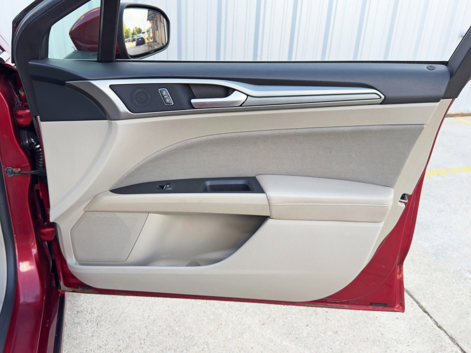 Used 2019 Ford Fusion SE image 39