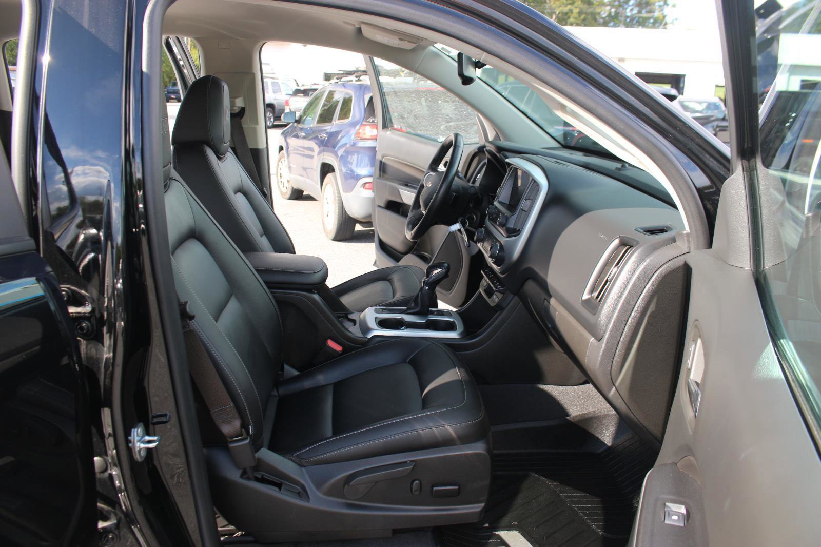 Used 2022 Chevrolet Colorado ZR2 w/ Colorado ZR2 Bison Edition image 34