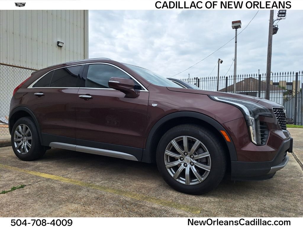 Used 2023 Cadillac XT4 Premium Luxury w/ Cold Weather Package image 1