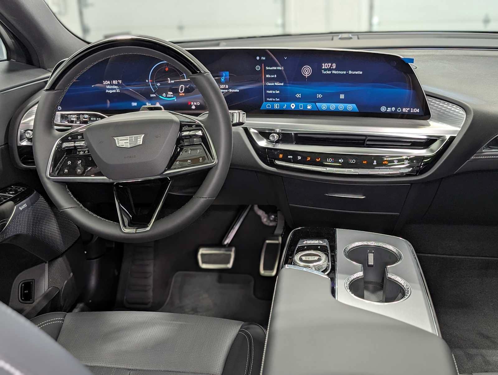 New 2027 Cadillac Lyriq Premium Luxury AWD/4WD image 5