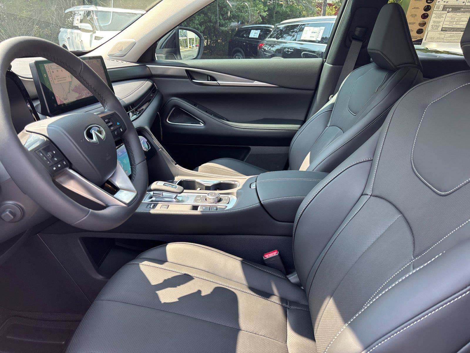 New 2027 INFINITI QX60 Luxe w/ Cargo Package FWD image 15
