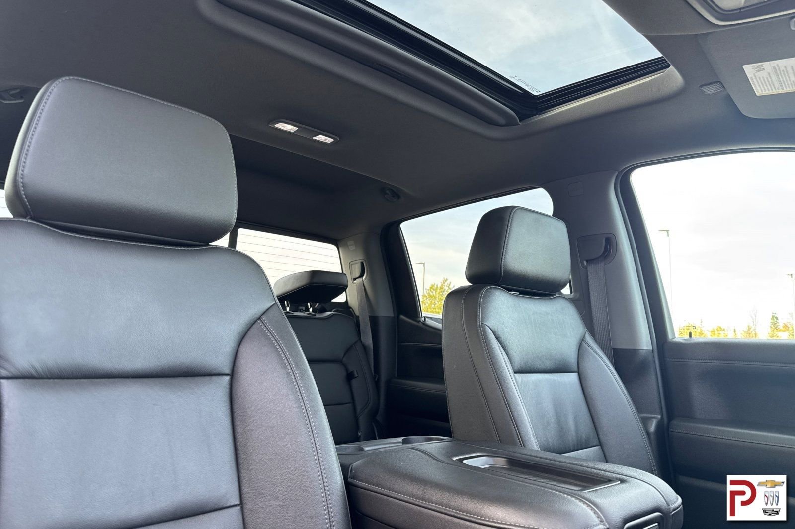 Certified 2021 Chevrolet Silverado 1500 LT Trail Boss w/ Convenience Package II AWD/4WD image 18