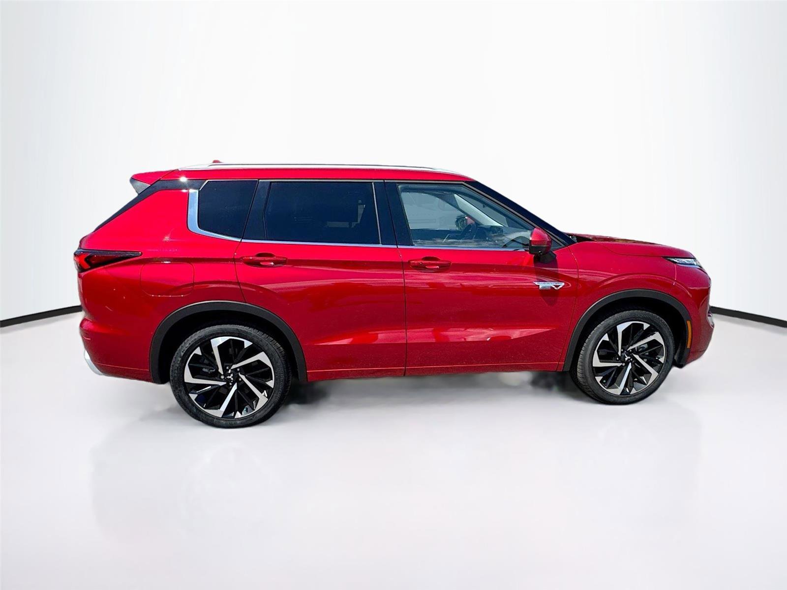 New 2025 Mitsubishi Outlander SEL image 8