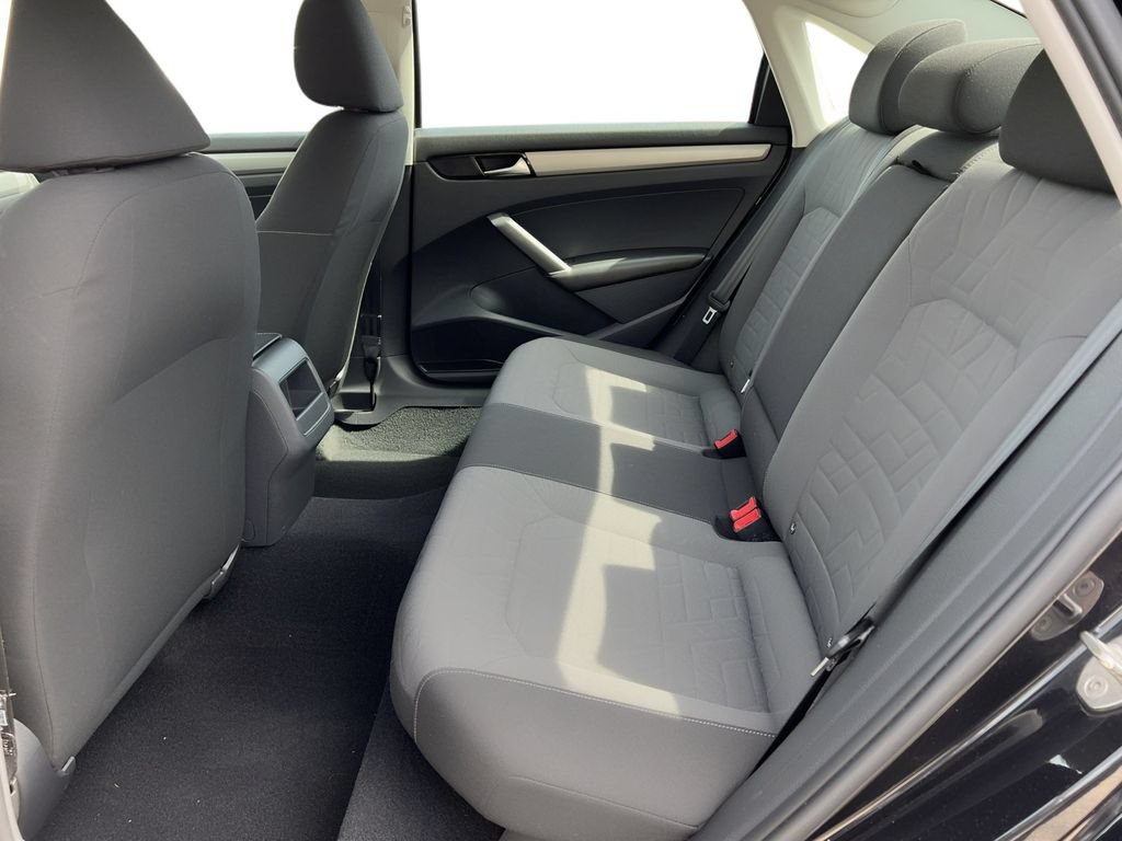 Used 2020 Volkswagen Passat 2.0T S FWD image 7