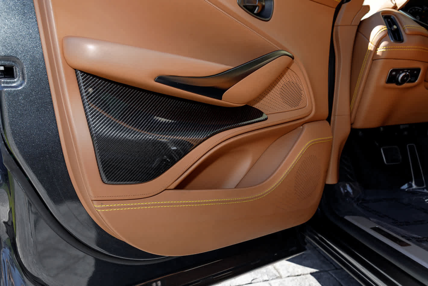 Used 2023 Aston Martin DBX 707 image 54