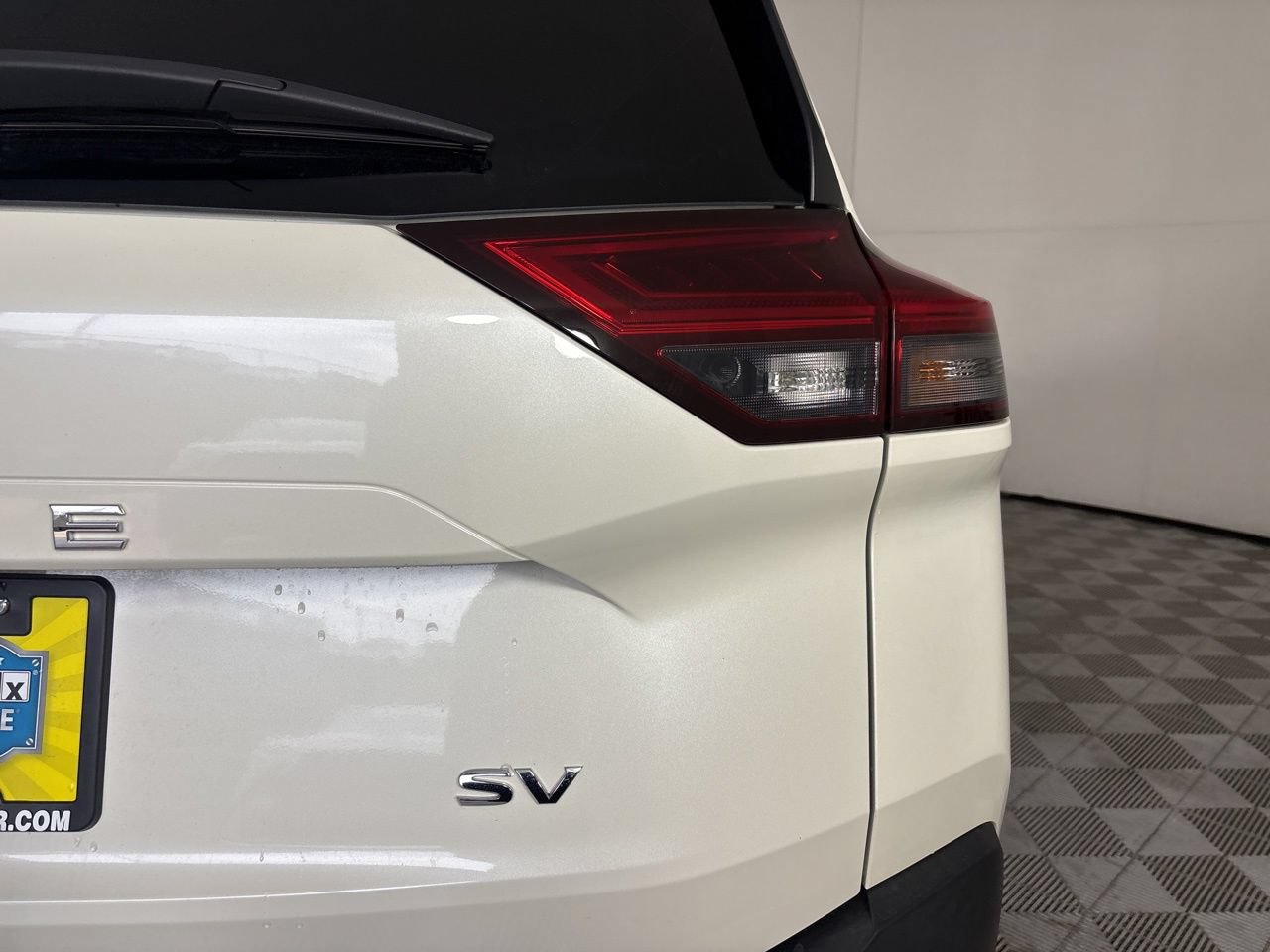 Used 2023 Nissan Rogue SV FWD image 31