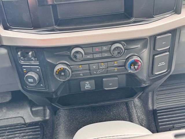 New 2025 Ford F550 4x4 Regular Cab Super Duty image 19