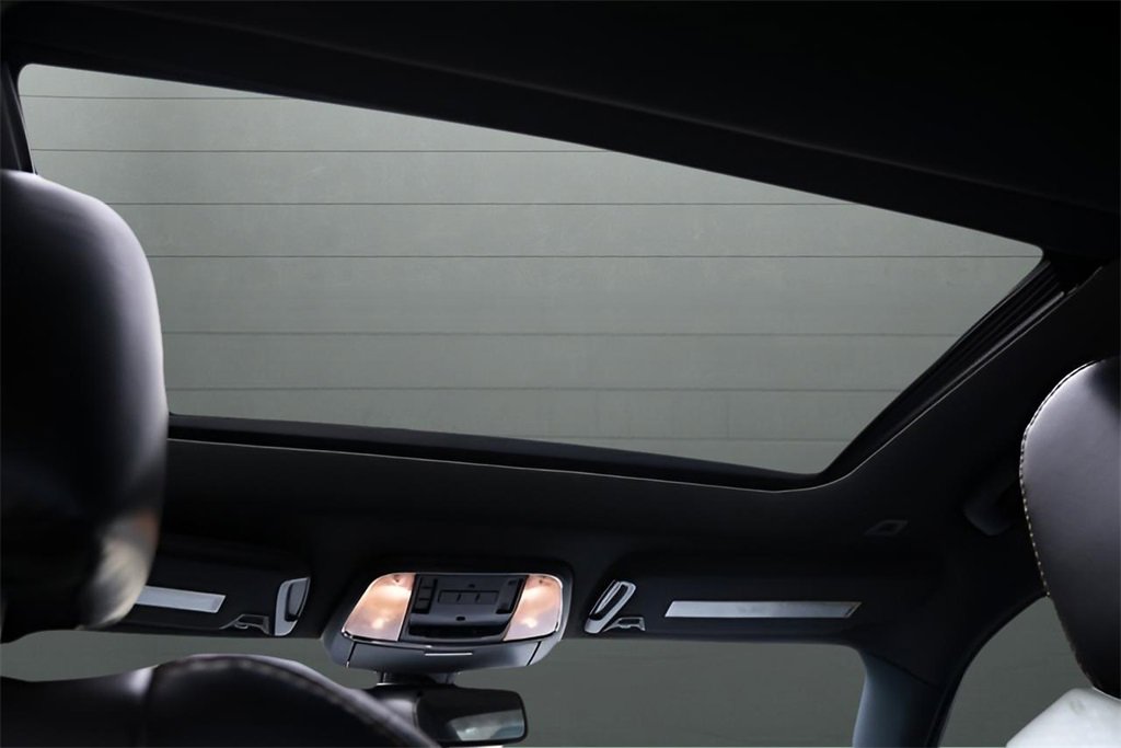 Used 2018 Dodge Charger R/T image 34