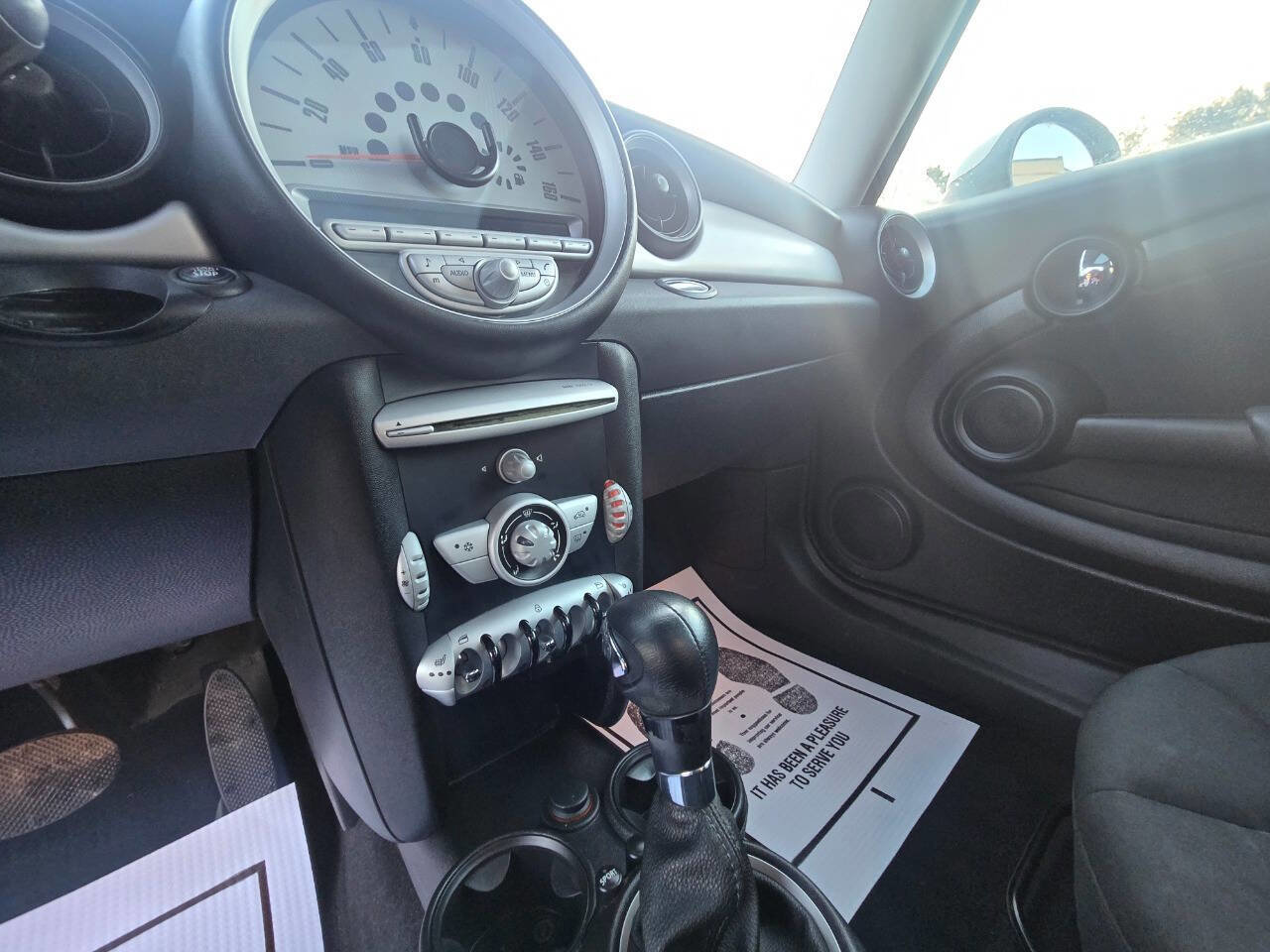 Used 2010 MINI Cooper Hardtop image 21