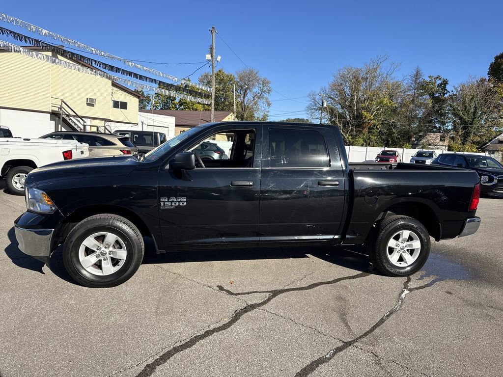 Used 2022 RAM 1500 Classic SLT image 8