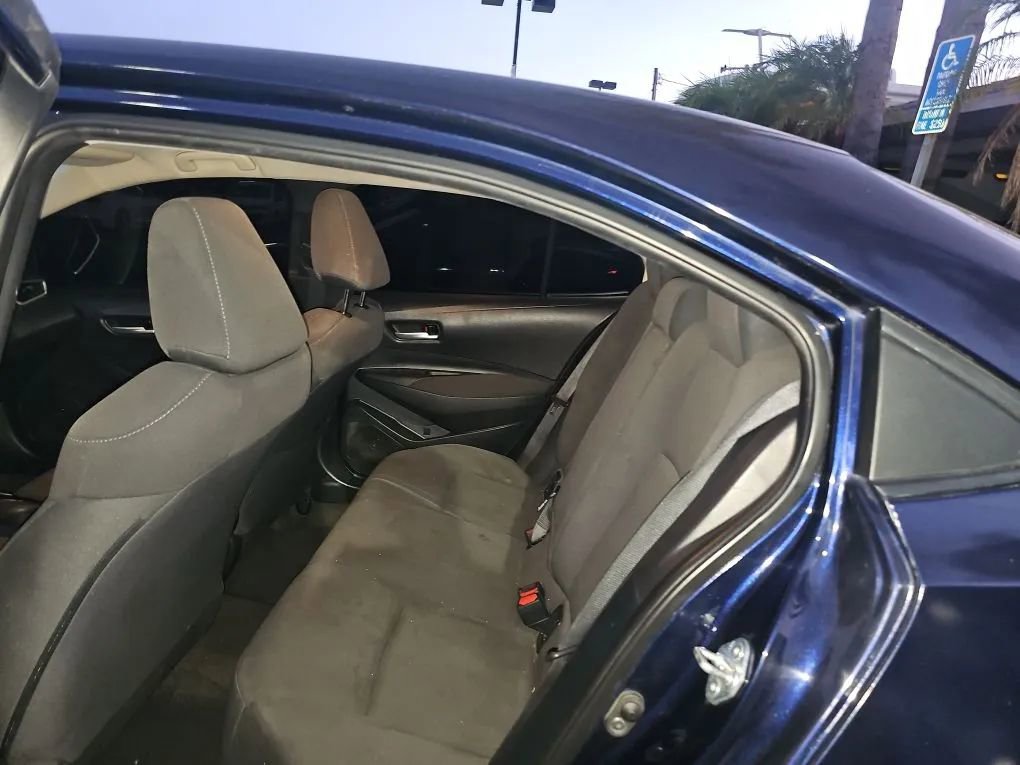 Used 2021 Toyota Corolla LE image 13