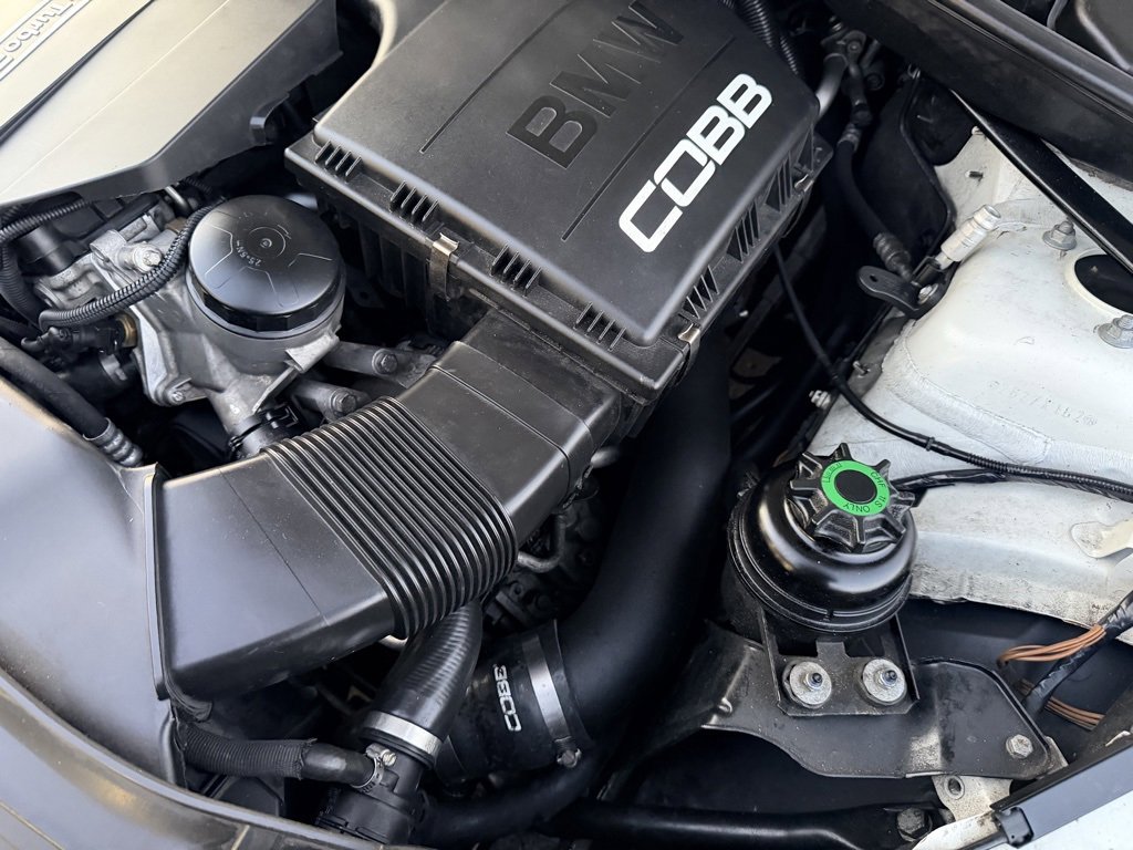 Used 2011 BMW 135i Convertible image 28